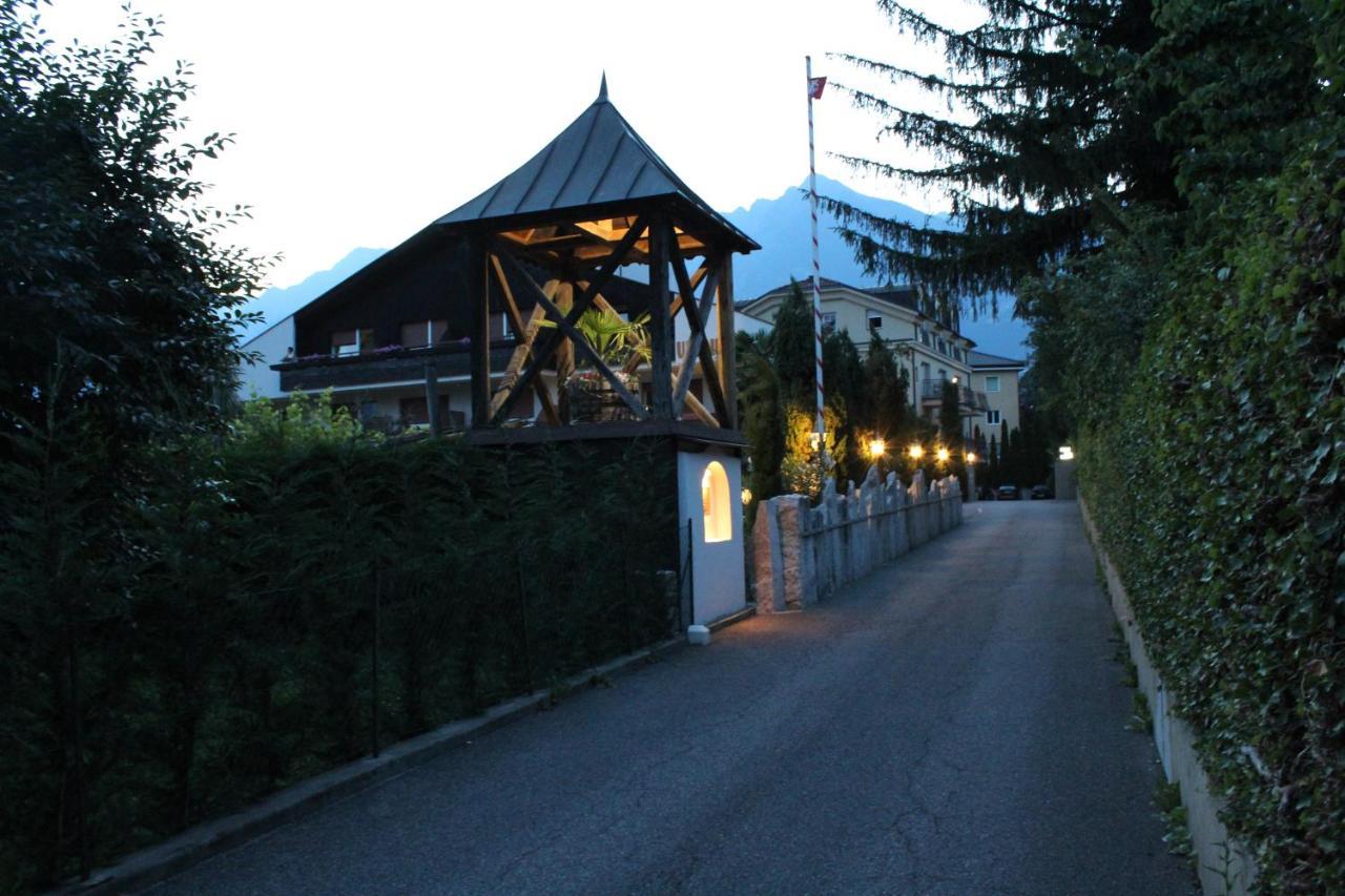 ホテル Garni Weingut メラーノ エクステリア 写真